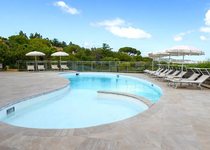 Ahr Altura Porto Rafael Hotel