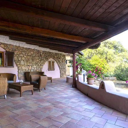 Ahr Altura Porto Rafael 4* Палау