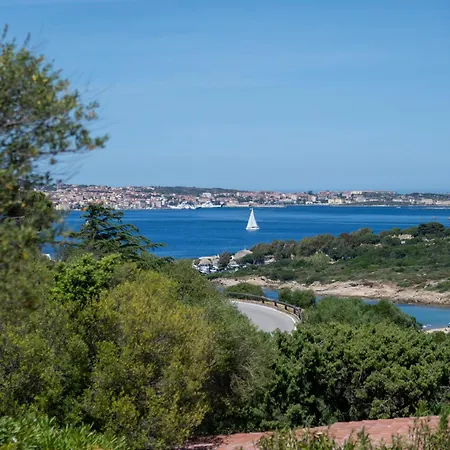 Отель Ahr Altura Porto Rafael 4*