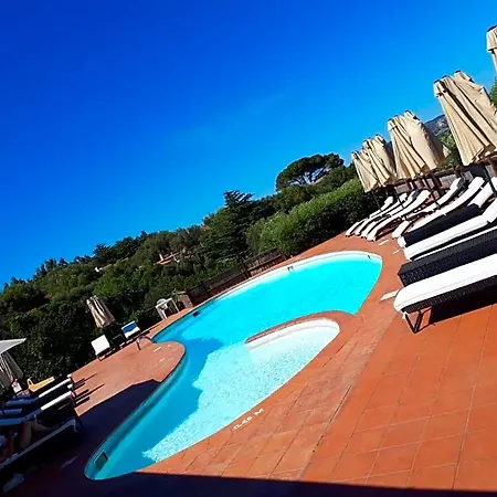 Отель Ahr Altura Porto Rafael 4*